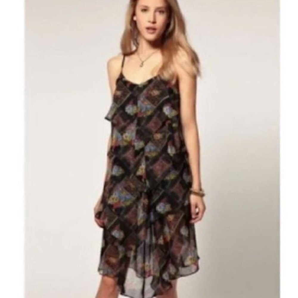FREE PEOPLE CHIFFON TIERED RUFFLE FLORAL DRESS Size Small (6)‎